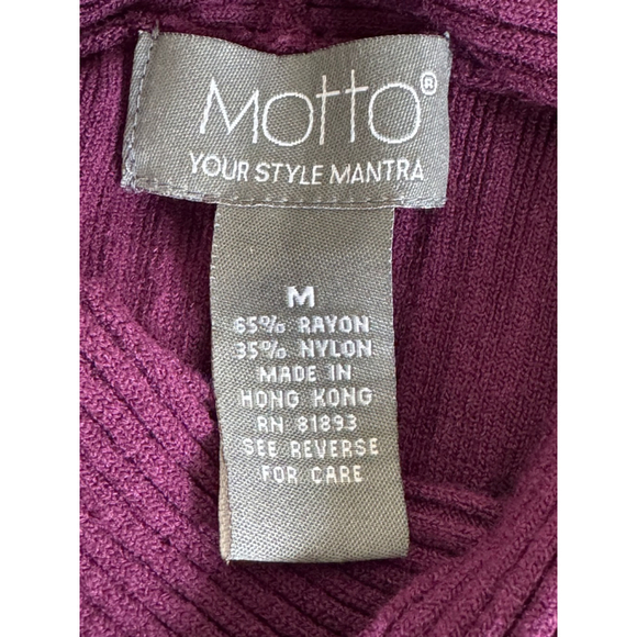 Women's Motto mock Turtleneck sweater Size M Purple Ribbed Knit 3/4 Sleeve - Picture 3 of 6